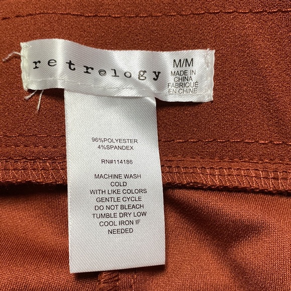 Retrology Women’s size M Teak color Comfort Waist stretch - Picture 5 of 5